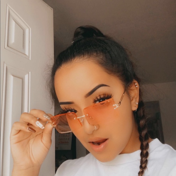 Designer Glasses - Picture 1 of 4